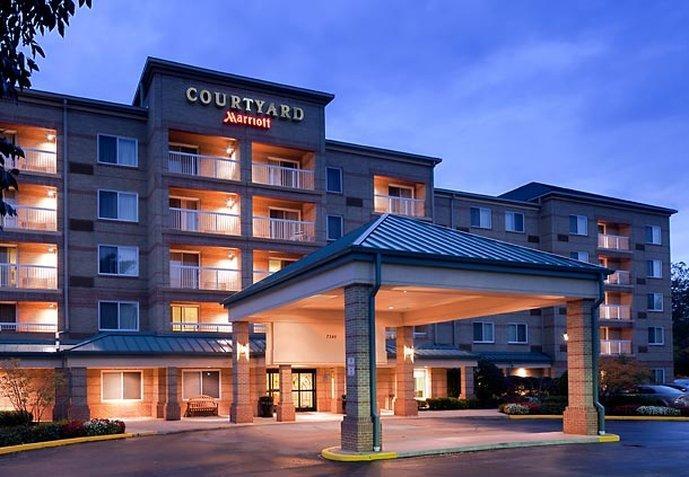 Hotel Courtyard Cleveland Airport South Middleburg Heights Exterior foto